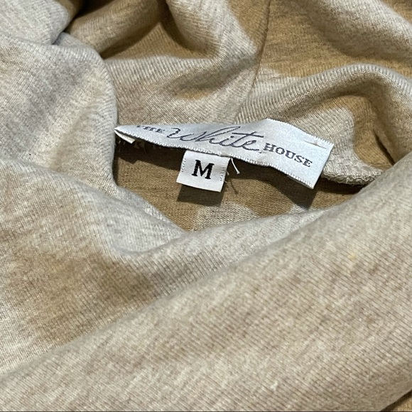 WOMEN’S TURTLENECK BLOUSE - Picture 2 of 3